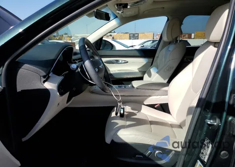 2022 Genesis Gv70 Base from USA, damaged, VIN KMUMADTB9NU062660